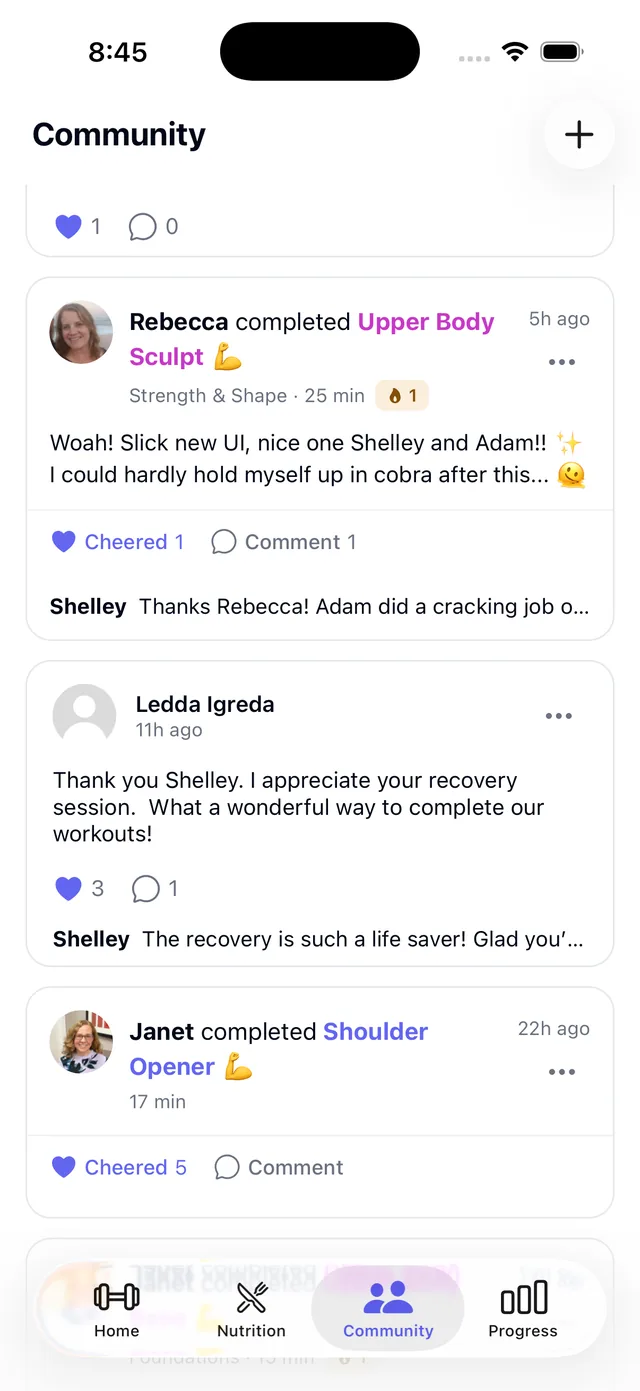 The Strong Curves community feed with a post from coach Shelley Darlington